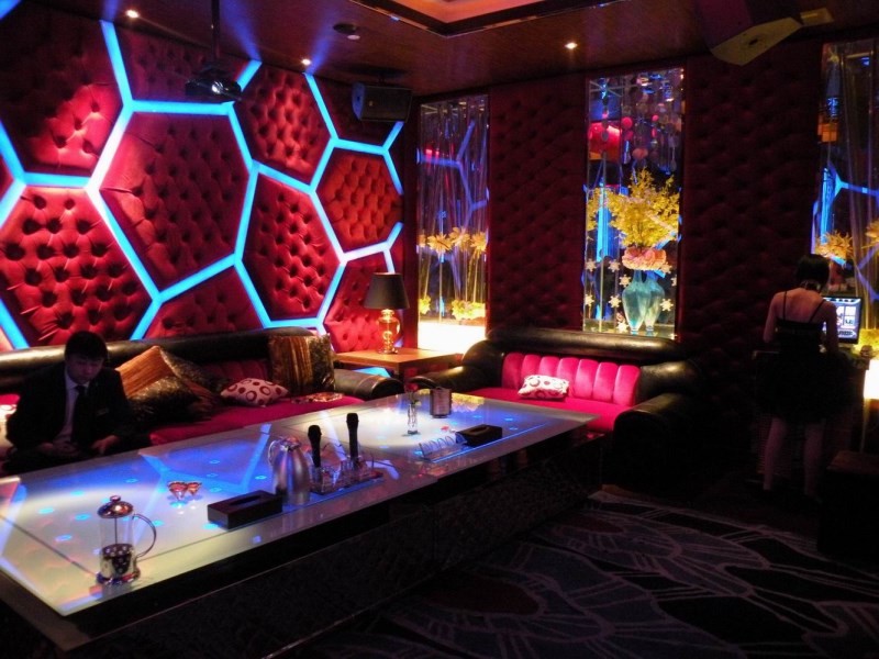 阳江商务ktv组局攻略-阳春市ktv预订